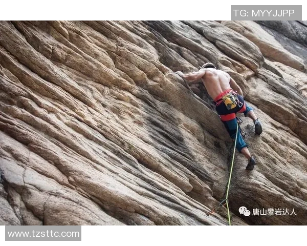 攀岩深度探索:揭秘上海攀岩队的运营模式与发展策略 攀岩深度探索:揭秘上海攀岩队的运营模式与发展策略