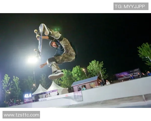 广州街舞队在世界攀岩锦标赛中的精彩表现与团队协作分析 广州街舞队在世界攀岩锦标赛中的精彩表现与团队协作分析